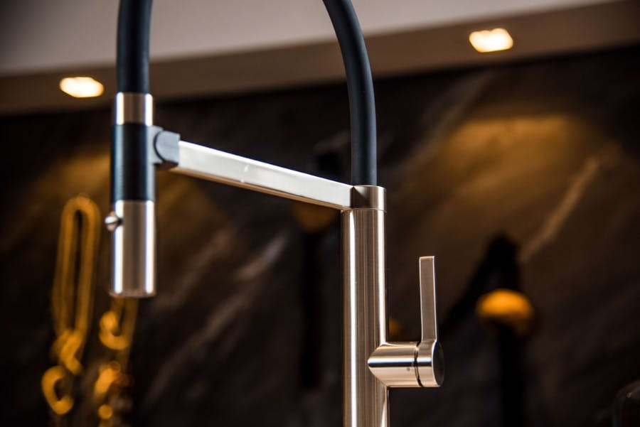 Lexxa Misturador Monocomando Gourmet para Cozinha Escovado